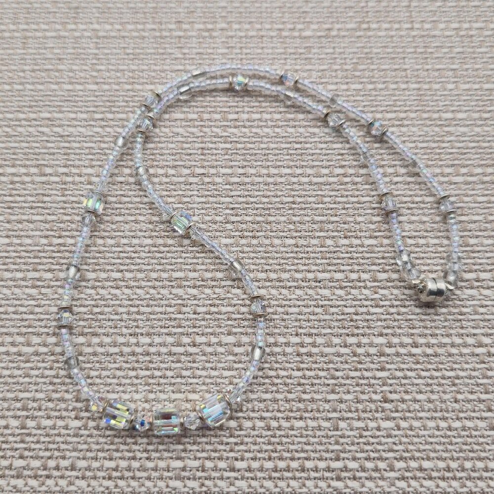 17 Inches Sterling Silver Simple Handmade Crystal Beaded Necklace B540